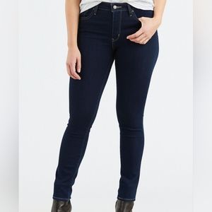 Levi's 721 high rise skinny / dark wash / 30x30